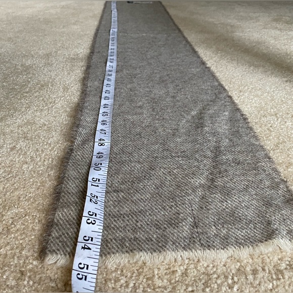 Ashcroft tweed natural undyed wool scarf neutral brown tan made in New Z… - Picture 9 of 11